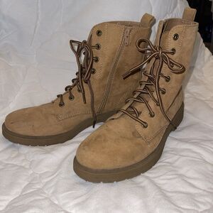 Time And True Tan Ladies Boots Used Size 10 Good Condition